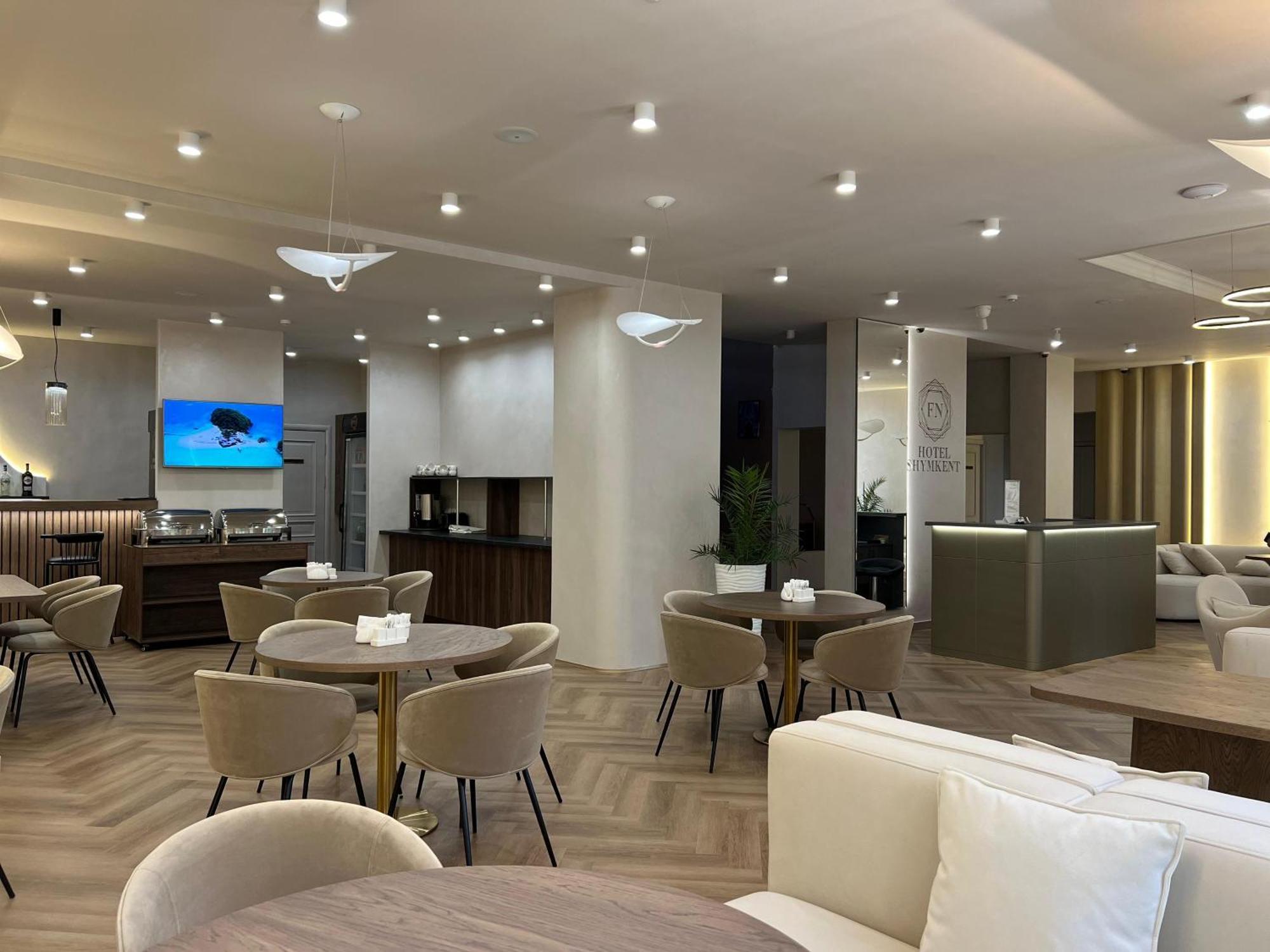 Hotel Fn Shymkent Bagian luar foto